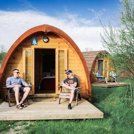 Long Point Eco-Adventures Villa Normandale Esterno foto