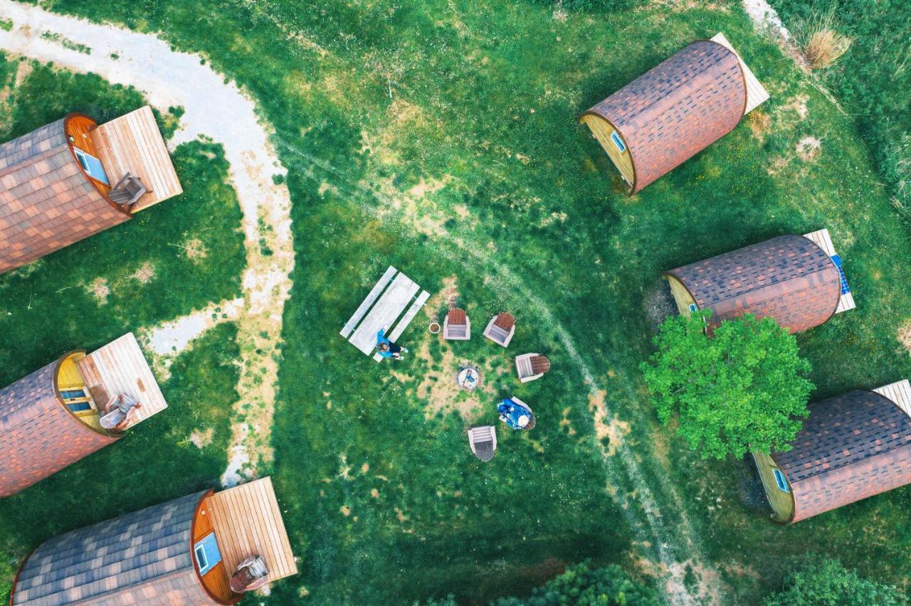 Long Point Eco-Adventures Villa Normandale Esterno foto