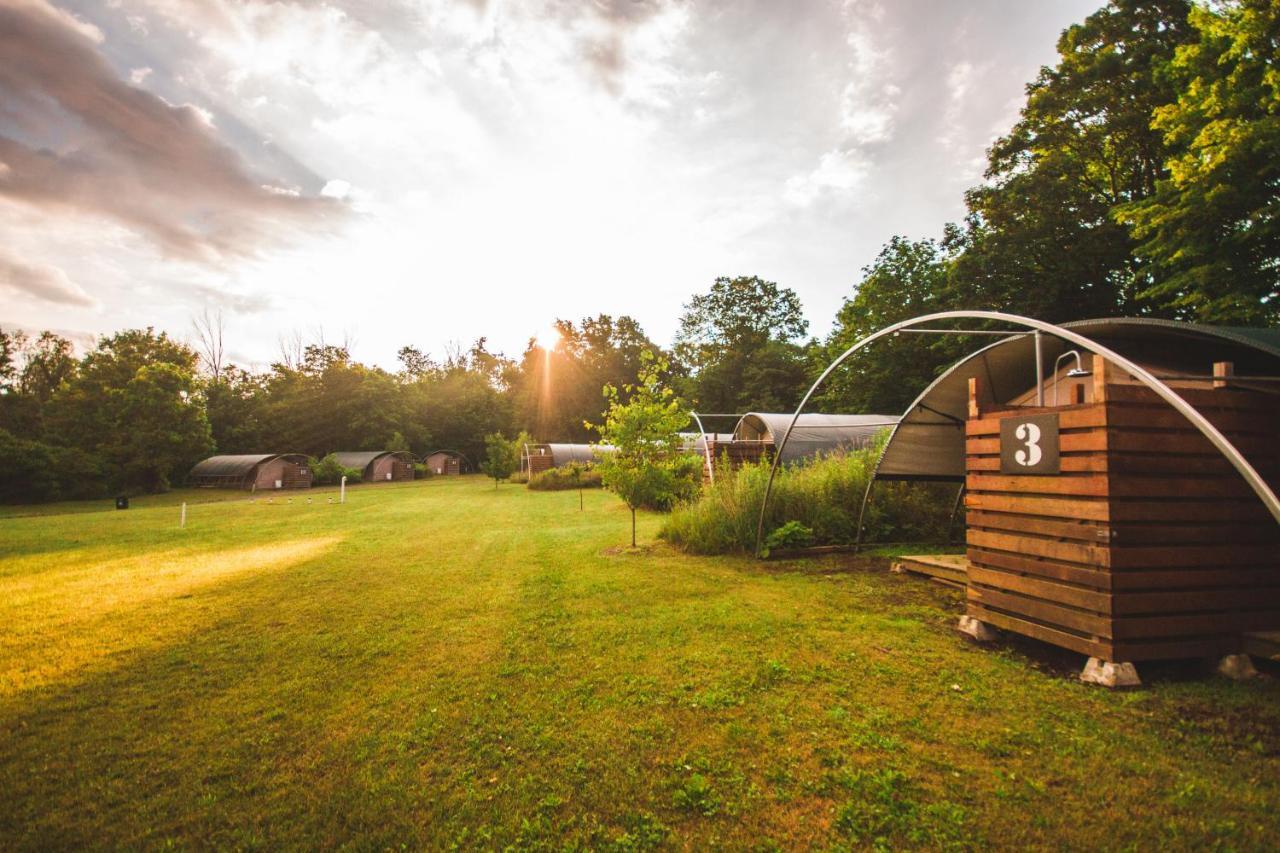 Long Point Eco-Adventures Villa Normandale Esterno foto
